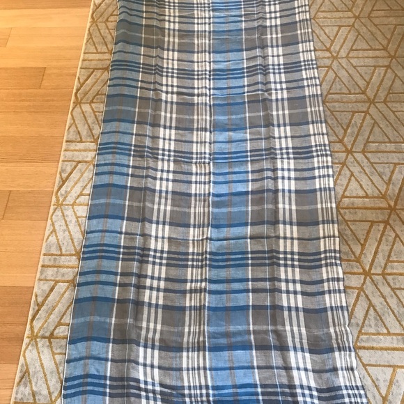 Salvatore Ferragamo Accessories - New Salvatore Ferragamo Silk Scarf 36 X 80 - Check